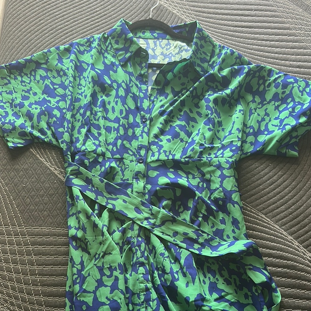 Belk Green and Blue Midi Dress